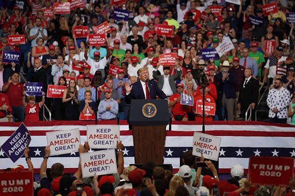 特朗普200億數據中心投資計劃 特朗普200億數據中心投資計劃